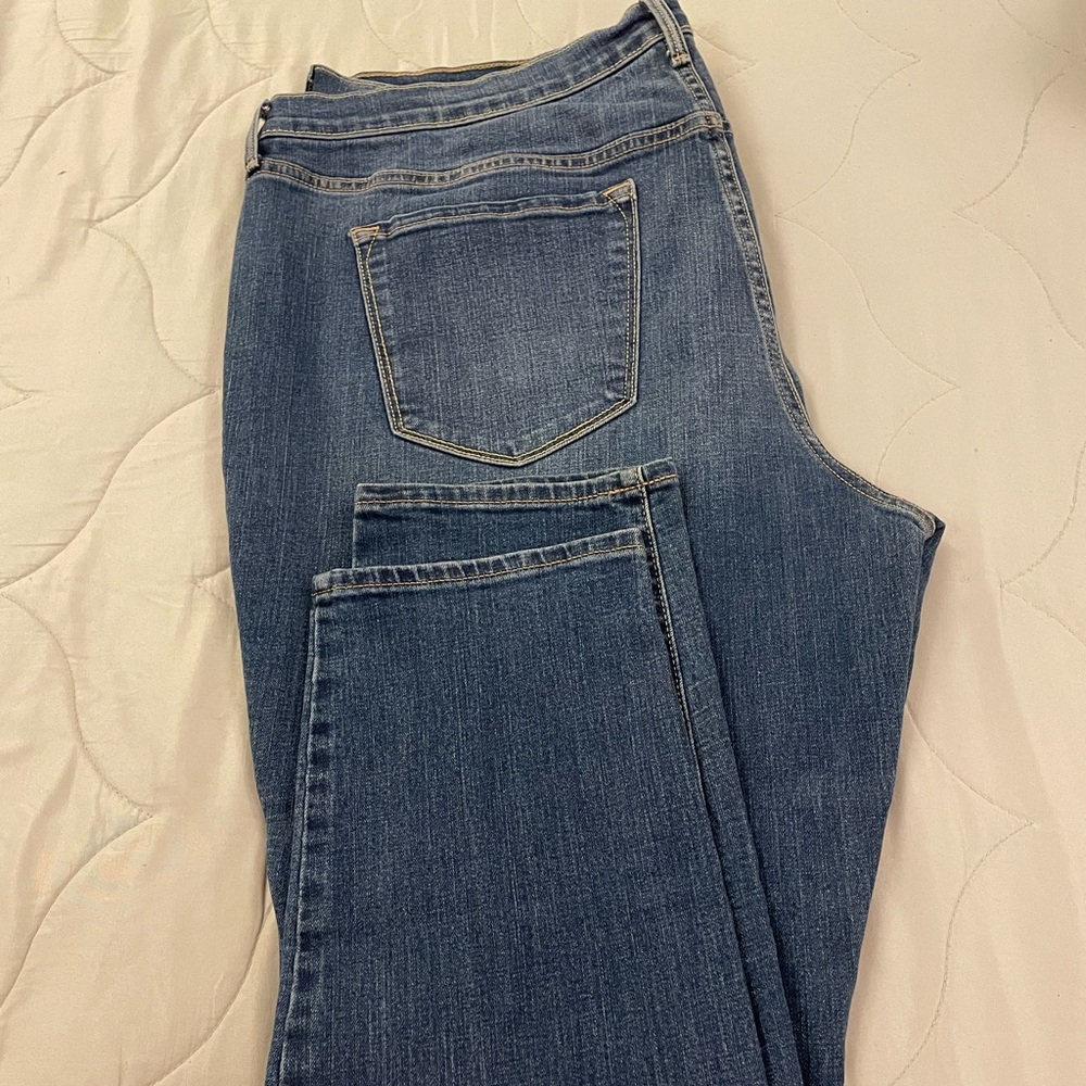 Old Navy Jeans 18 Curvy Profile
